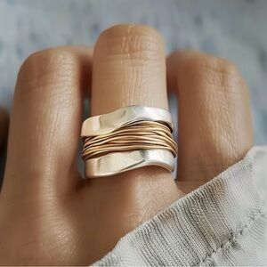 Elegant Silver and Gold-Toned Ring
